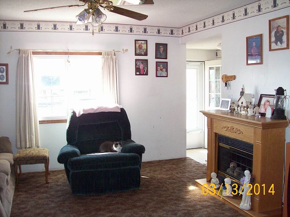 2nd image of 730 D St NE