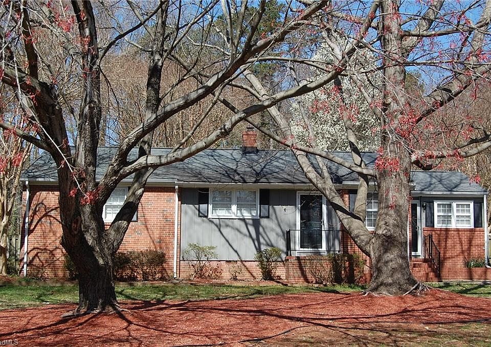 1st image of 2501 Shady Lawn Dr
