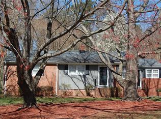 2501 Shady Lawn Dr, Greensboro, NC 27408