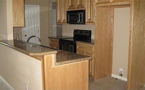 2nd image of 8915 Laura Ln