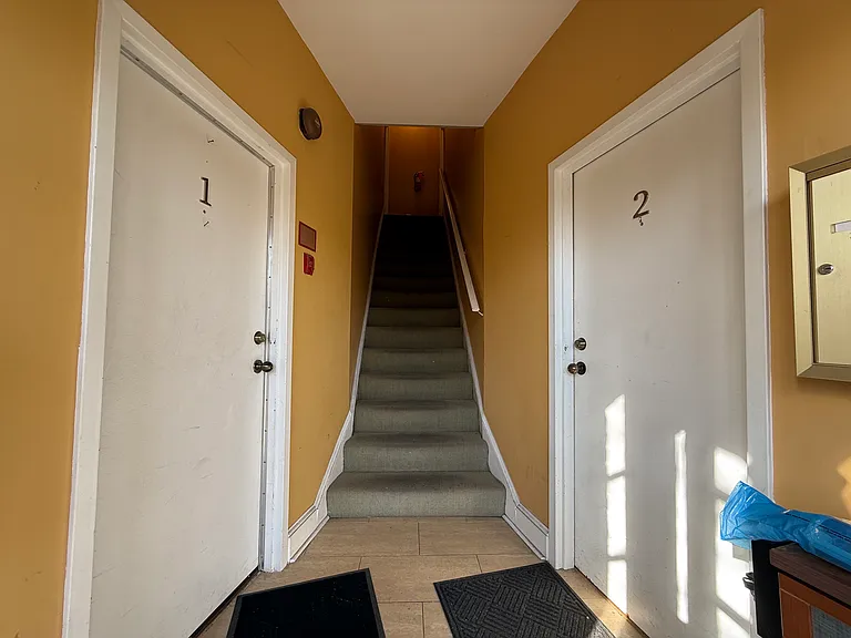 632 Massachusetts Ave NE #3 — Photo 3