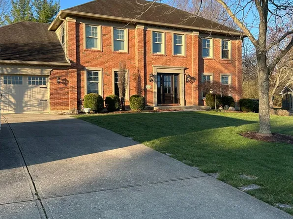 571 Miami Bluff Ct, Loveland, OH 45140