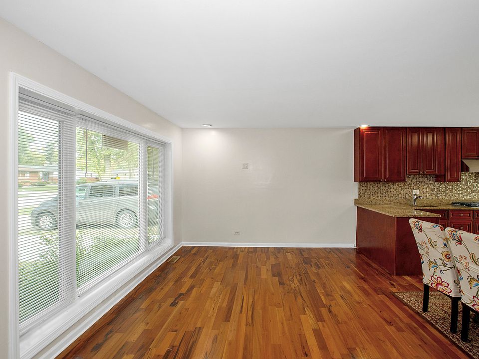 2nd image of 771 Cordial Dr