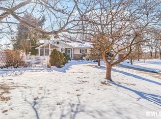 2680 Piper Ln, Springfield, IL 62707