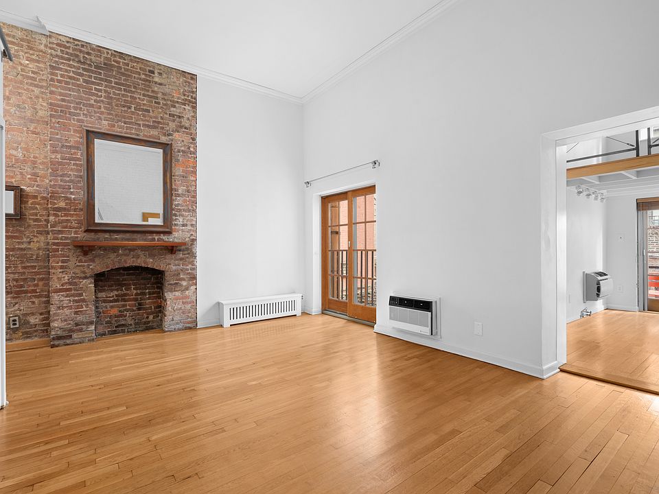 1st image of 140 W 74th St APT 2C