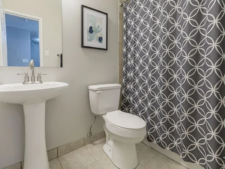 The Shores at Lakeview — Photo 11