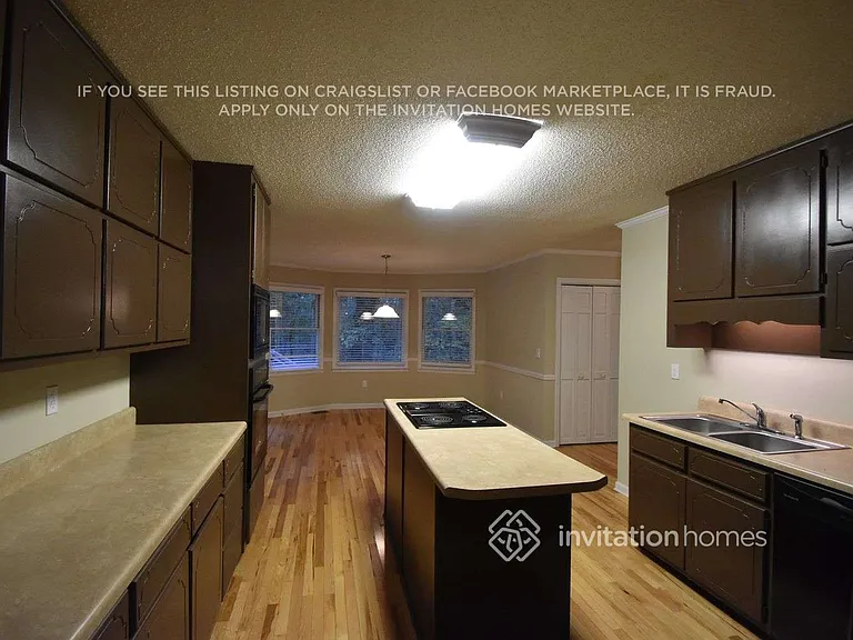 444 Kimberly Ct — Photo 5