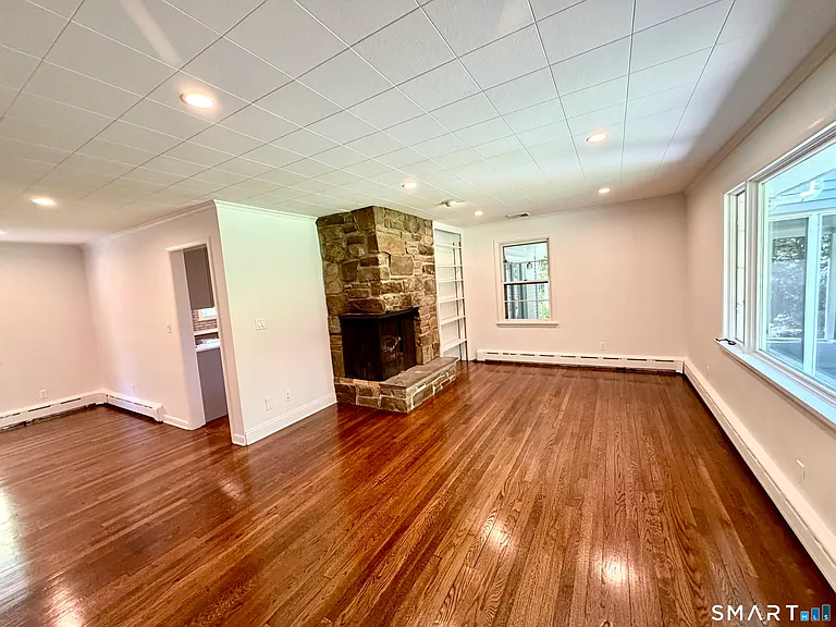 137 Florida Hill Rd — Photo 12
