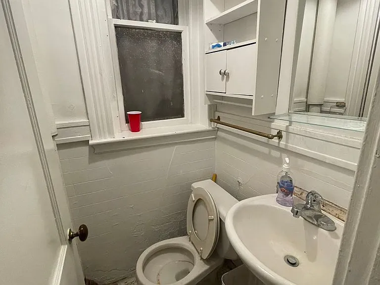 12A Euston St #1 — Photo 8