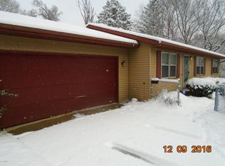 2505 Oakcreek Ave, Kalamazoo, MI 49004