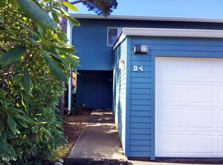 135 NW 33rd St APT B4, Newport, OR