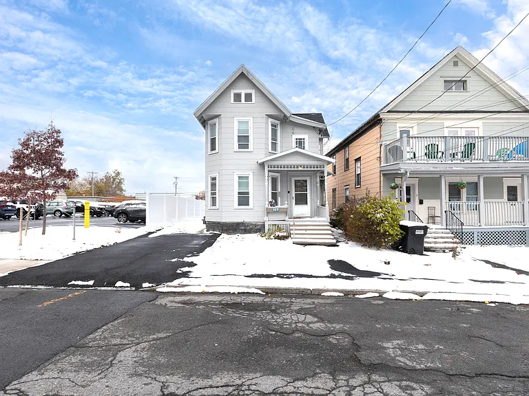 127 Ashworth Pl — Photo 32