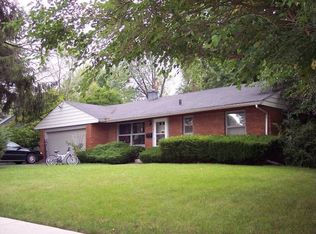 341 Behm Dr, Grayslake, IL 60030