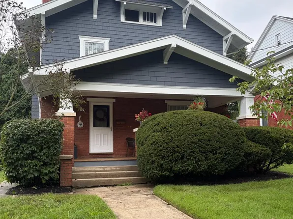 221 E Areba Ave, Hershey, PA 17033
