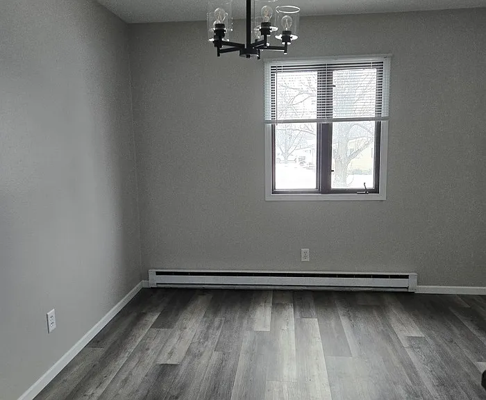700 Great Plains Ct #UPPER LEVEL — Photo 4