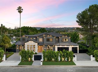 17623 Weddington St, Encino, CA 91316 | MLS #SR24002128 | Zillow