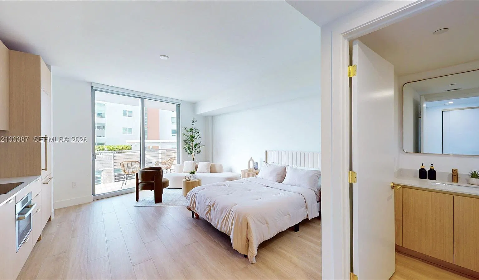 The Standard Residences — Photo 4