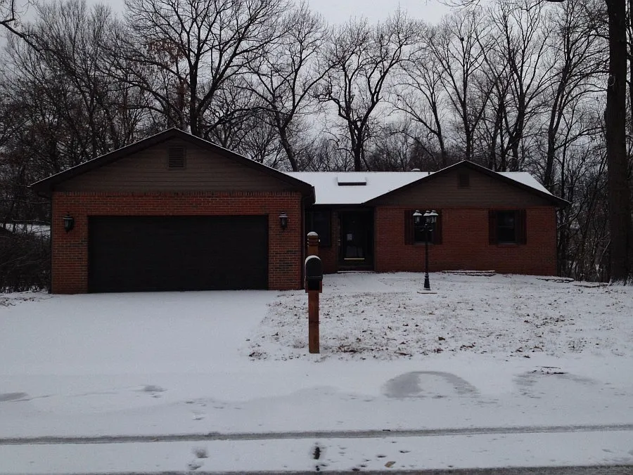 616 Goldfinch Ln photo 1