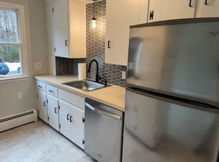 15 Willow Ridge Dr, Bridgewater, MA 02324