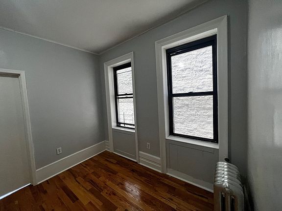 4th image of 319 Fairmount Ave #7