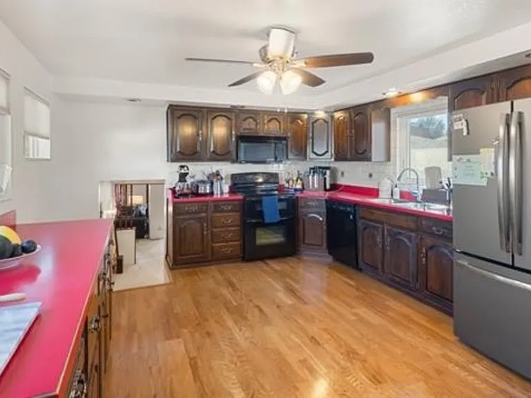 1754 Palmer Park Blvd — Photo 3