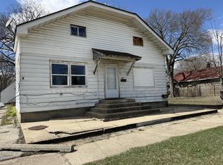 3207 Kishwaukee St, Rockford, IL 61109