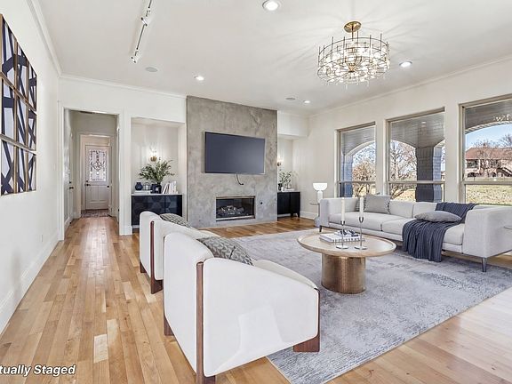 3rd image of 1420 Gentle Way