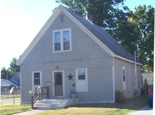 1101 E 6th St, Beardstown, IL 62618