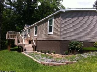 220 Old Saw Mill Rd, Independence, WV 26374