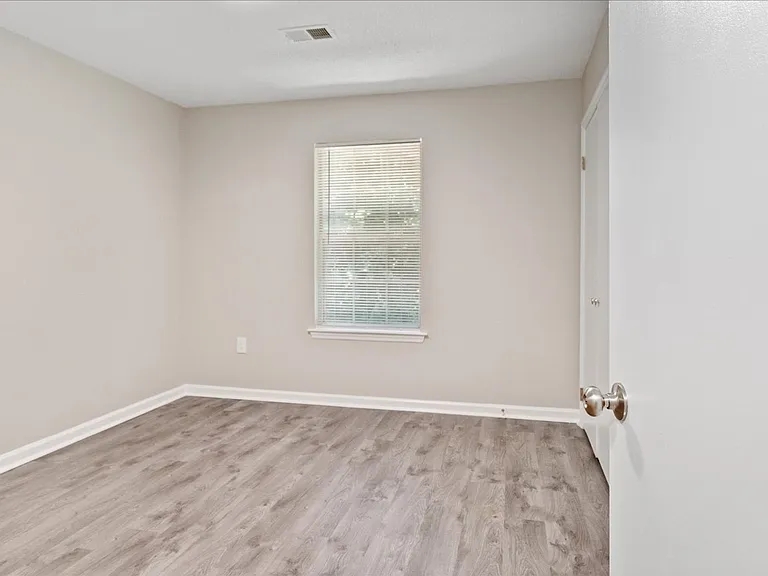The St Christopher Apartments — Photo 27