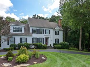 8 Heathcote, Avon, CT 06001