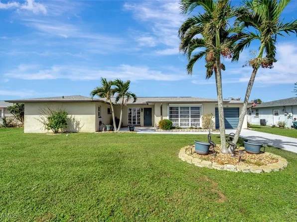 12 Golfview Rd, Rotonda West, FL 33947