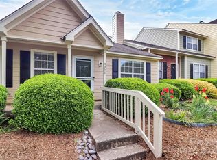 9232 Four Mile Creek Rd, Charlotte, NC 28277