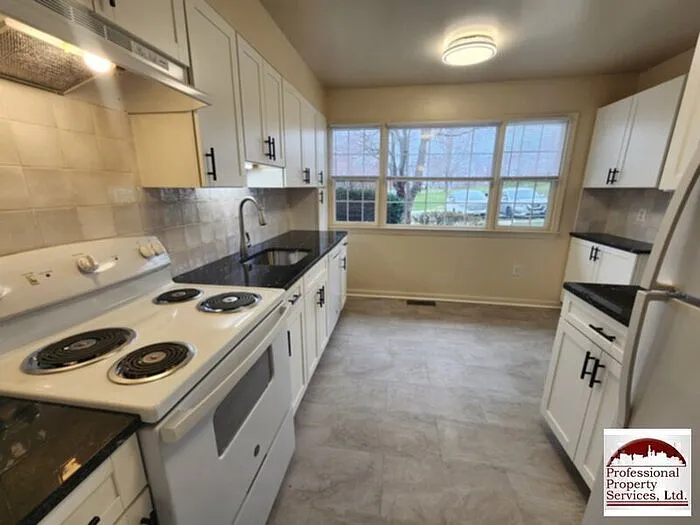 28 Boileau Ct — Photo 5