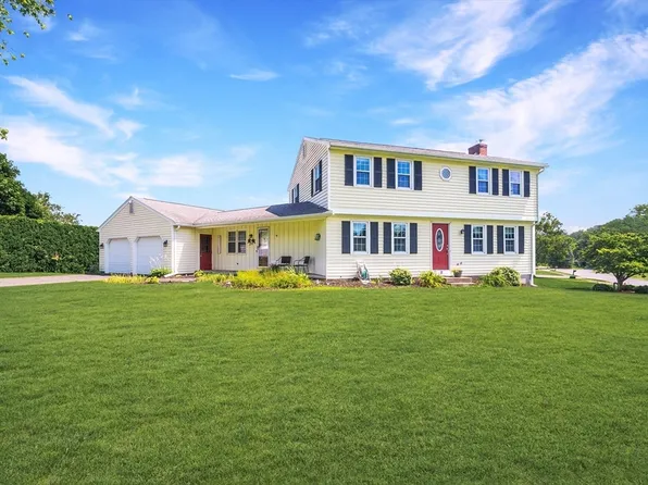 9 Stony Hill Rd, Feeding Hills, MA 01030