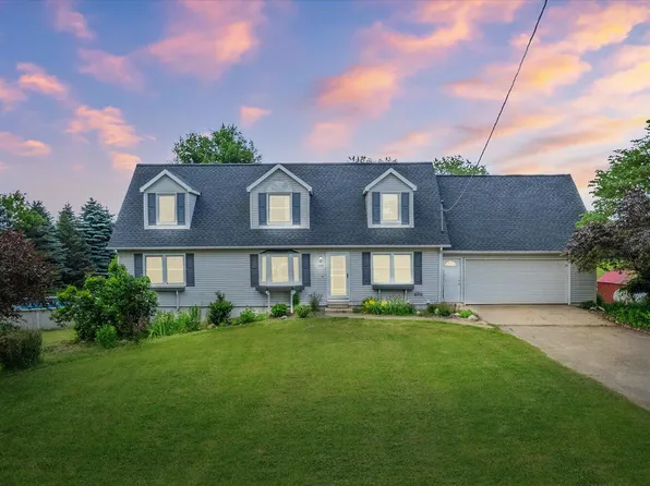 105 S Irving Rd, Hastings, MI 49058