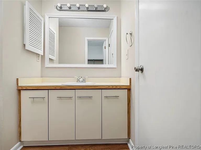 1006 Brookhollow Dr #9 — Photo 16