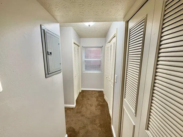 1221 S 3rd St #8, Louisville, KY 40203