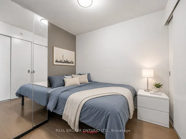 170 Fort York Blvd #407 — Photo 5