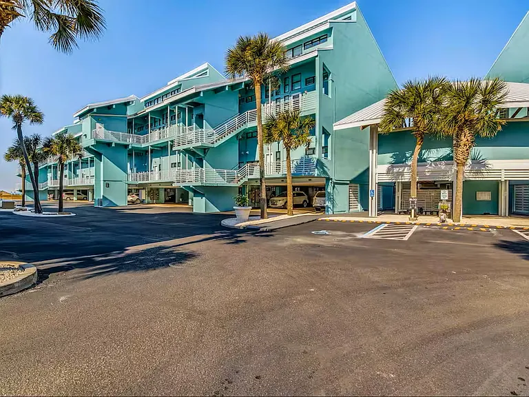 1390 Fort Pickens Rd #210 — Photo 26