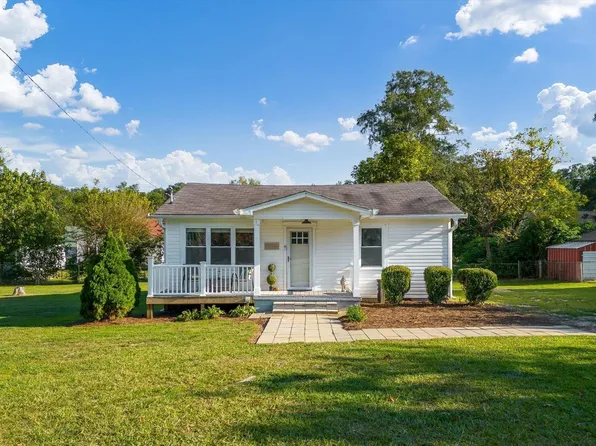 40 Lyman St, Pelzer, SC 29669