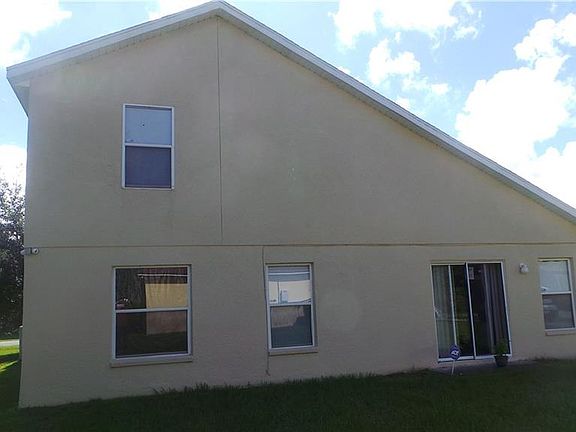 3rd image of 628 Milan Dr