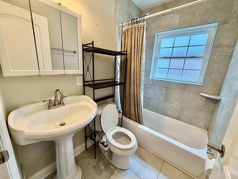 4624 Hunt Rd — Photo 6