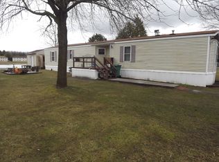 6 Lakeside Ave, Mechanicville, NY 12118