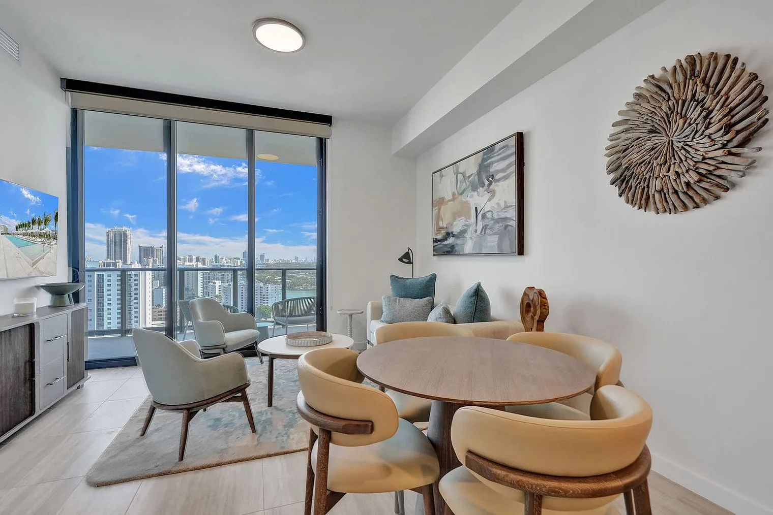 1 bed, 1.0 bath, $4,910 — Photo 4