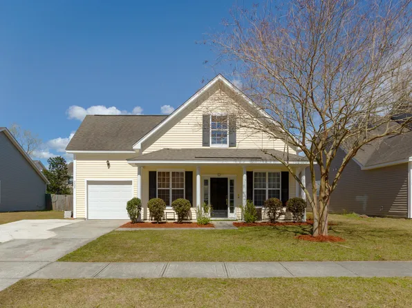 2428 Stadium Dr, Charleston, SC 29406