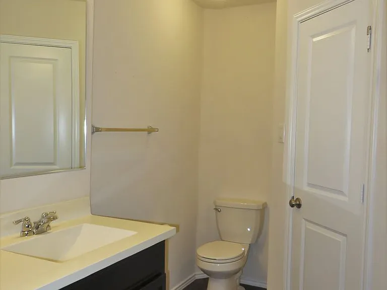 400 Major Lee Ln — Photo 17
