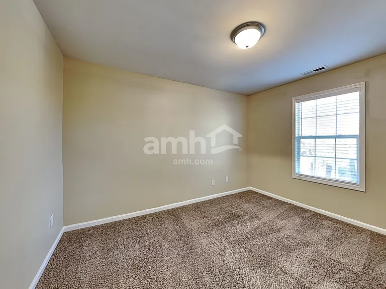218 Spinel Ln — Photo 18