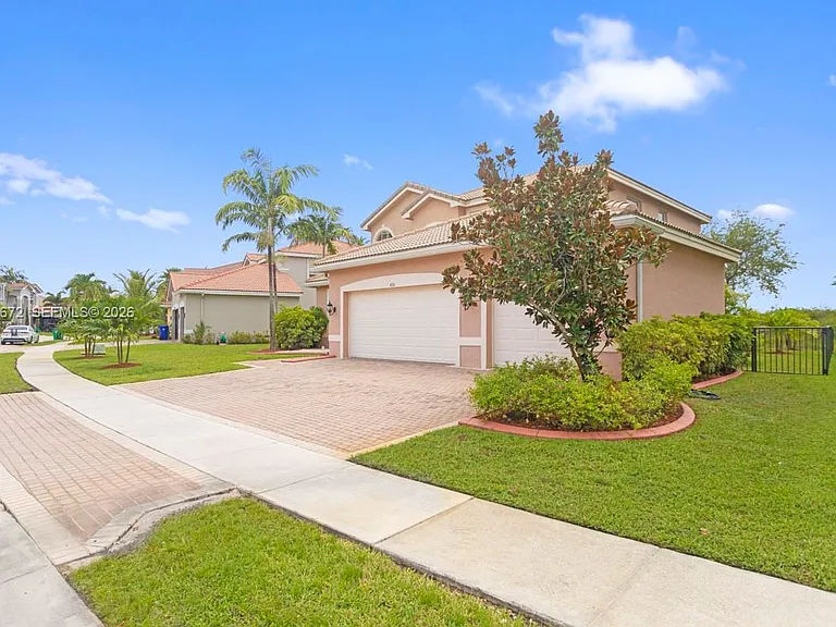 4116 SW 179th Way #0 — Photo 3