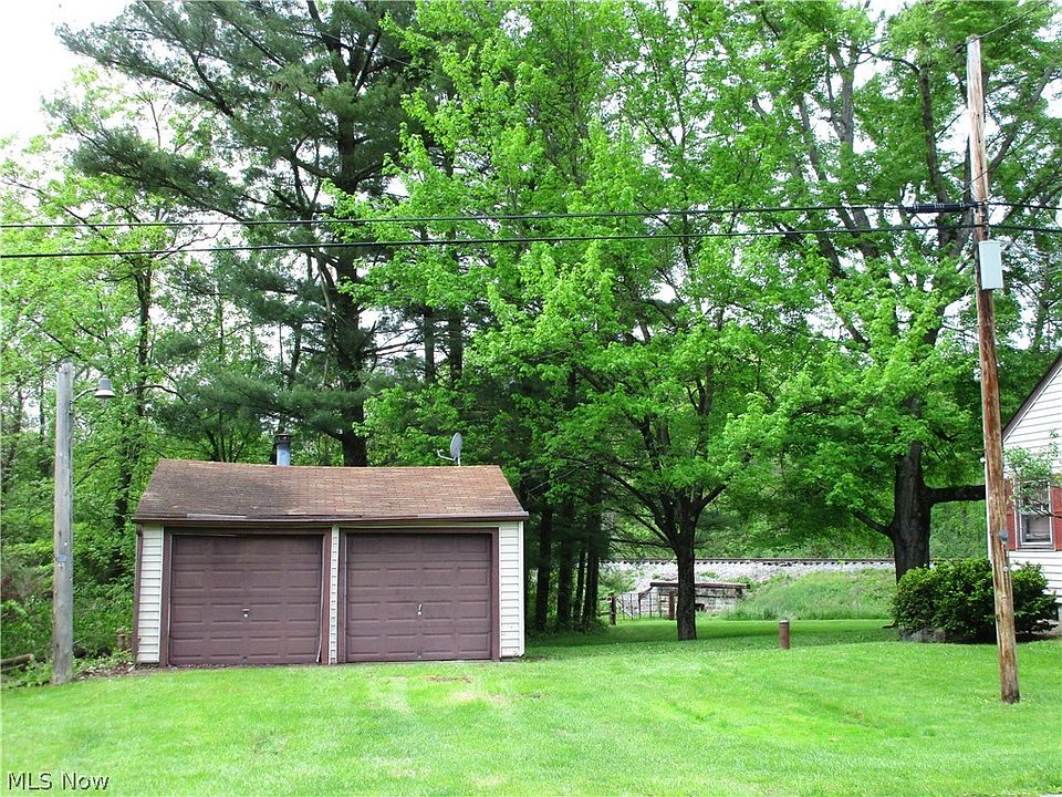 724 Center South Rd, Leavittsburg, OH 44430 Zillow